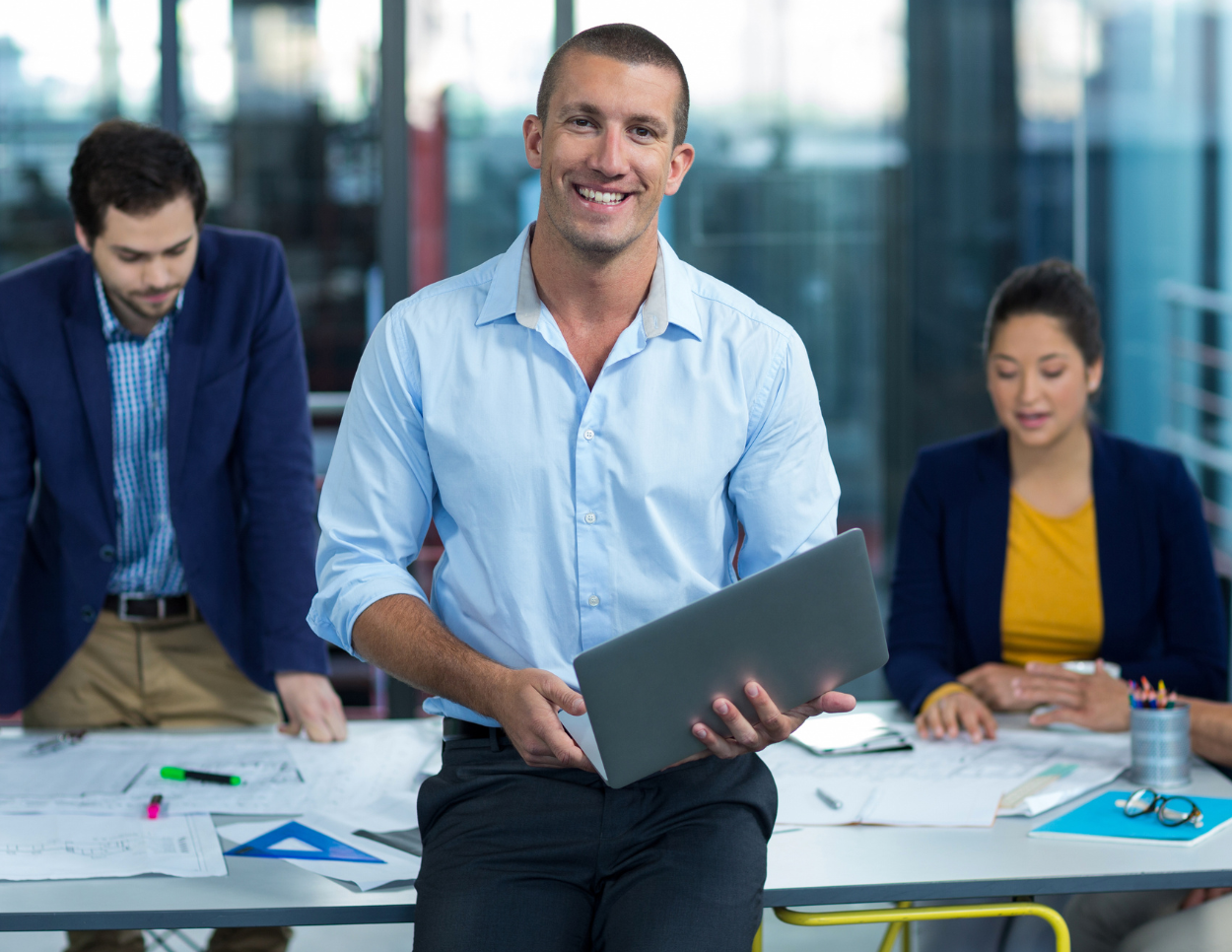 SimpleVoIP: The Answer to Retail CIOs' Technology Adoption Challenges for Business Communications.